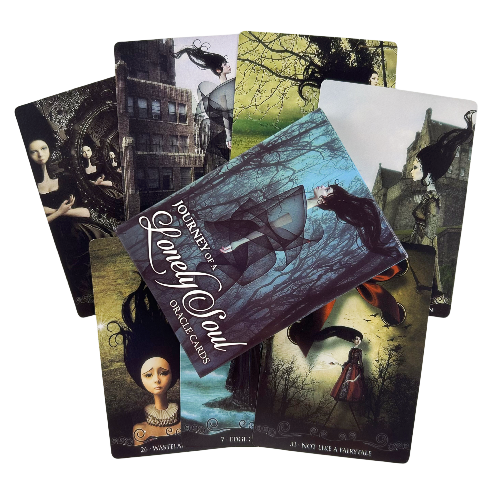 The Witch Hour Oracle Cards Fu - Party Games Using Playing Cards recensione e prezzo