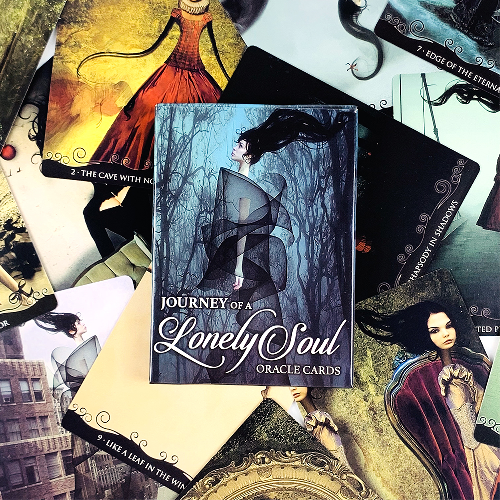 Lonely Soul Oracle Cards 32 Or - Party Games Using Playing Cards recensione e prezzo