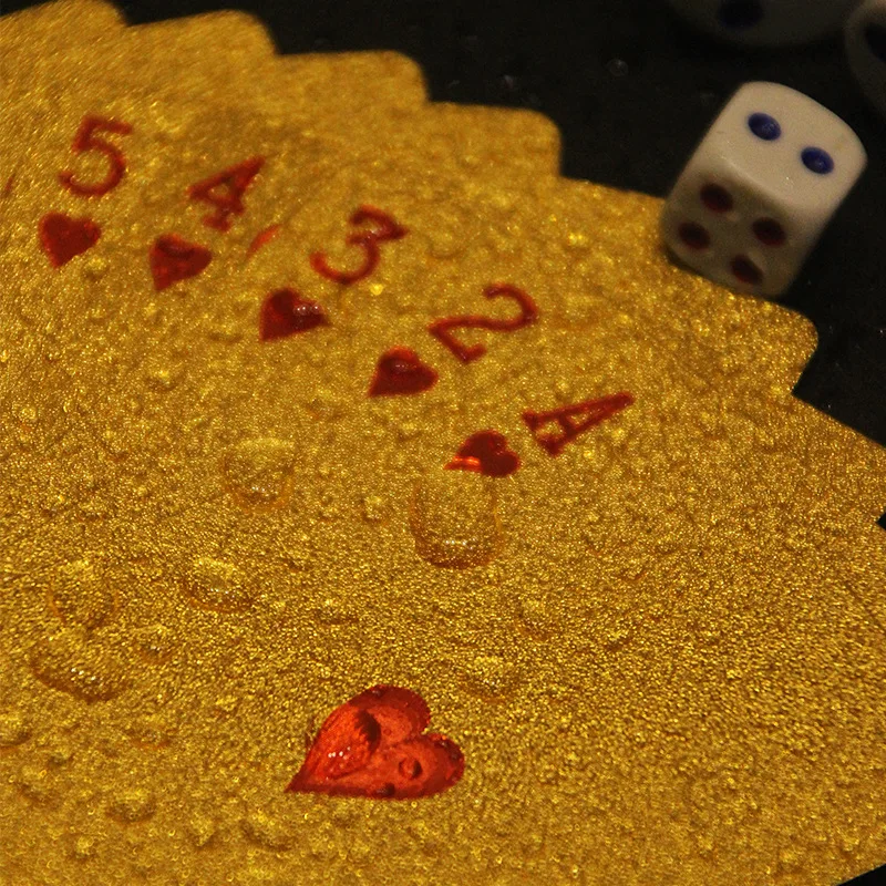 Gold Foil Skull Poker Cards Wa - Party Games Using Playing Cards recensione e prezzo