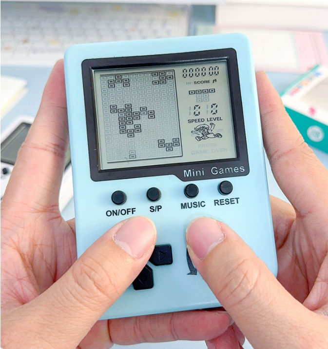 Classic Retro Tetris Pocket Ga - Party Games On Switch recensione e prezzo